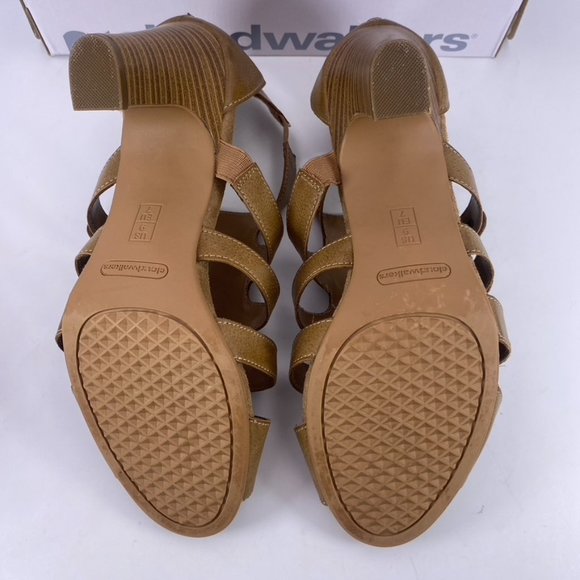 Cloudwalkers 9W Tan Parker 3.25 Inch Strappy Peep-toe Heels Gold Metal Accents - Picture 3 of 10